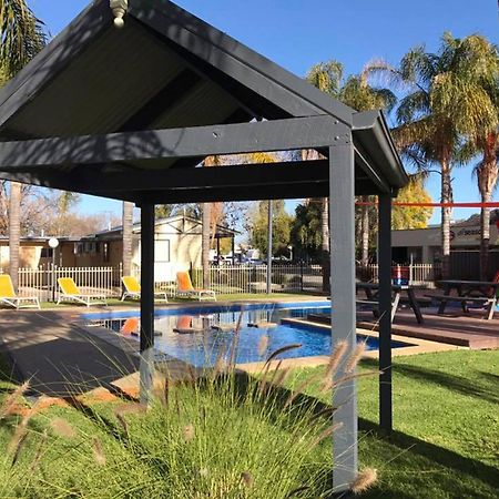 All Seasons Mildura Holiday Park Hotel Bagian luar foto