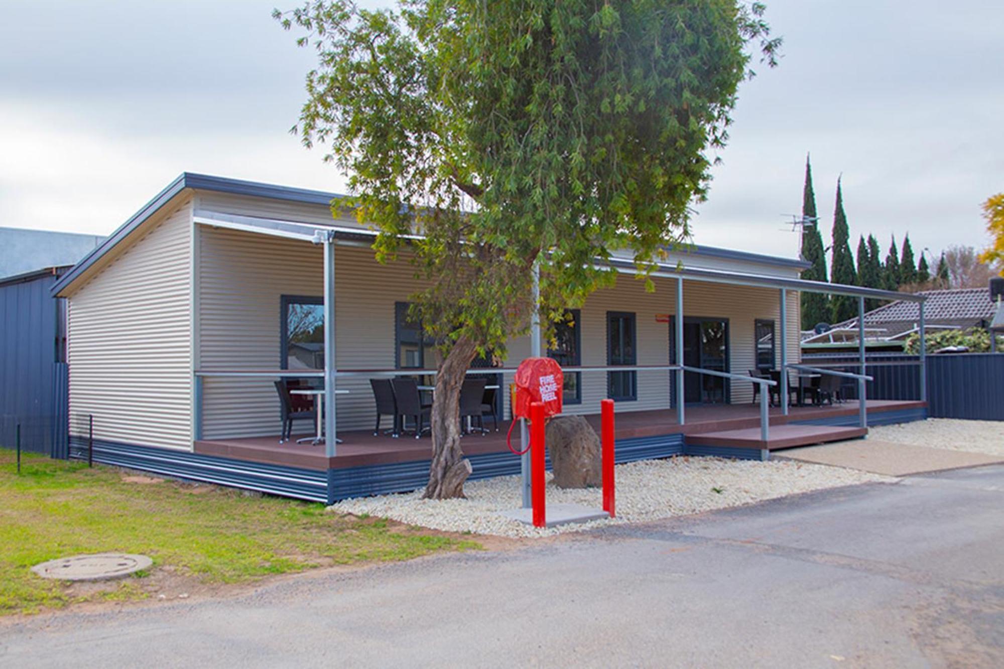 All Seasons Mildura Holiday Park Hotel Bagian luar foto